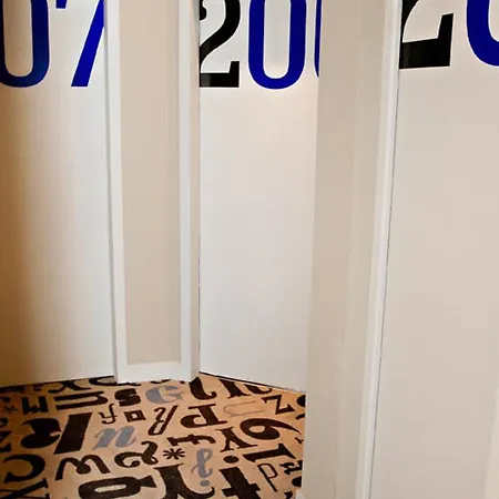 Urban Style Centre De La Presse Szálloda 3*